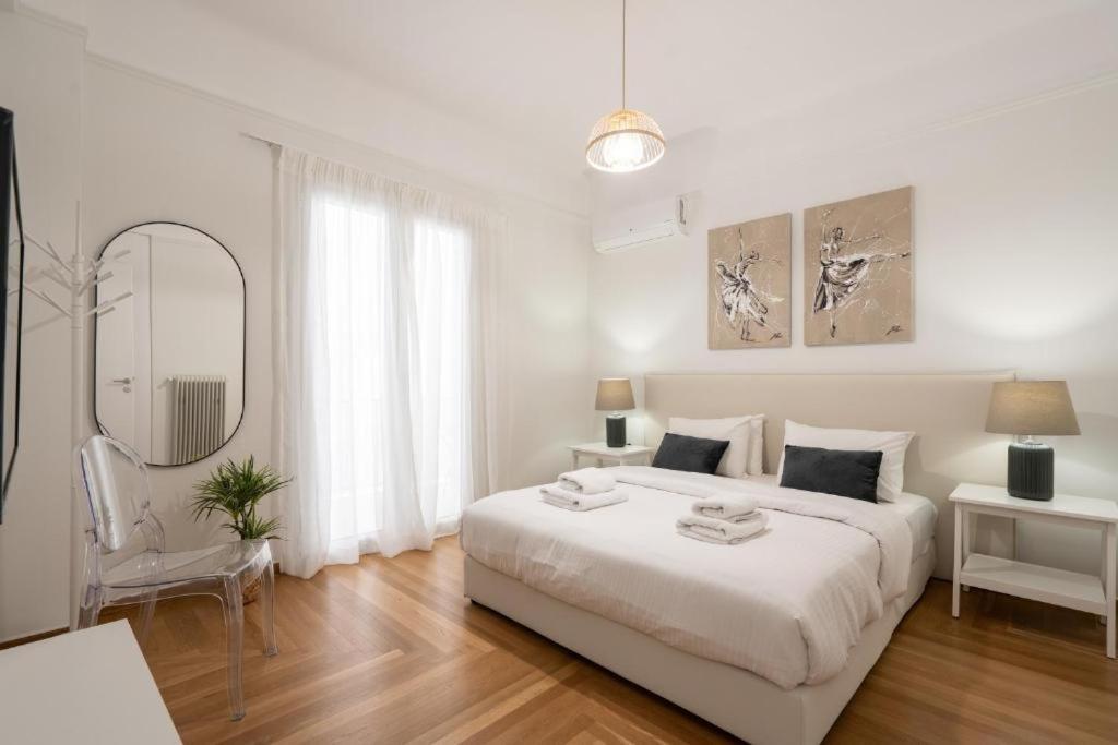 Vibrant Urban Getaway: Modern 1-Bedroom Near Bars, Parks, And Metro Atena Exterior foto
